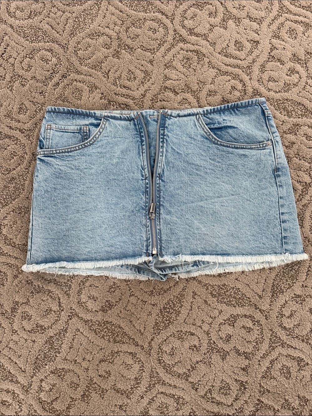 NWOT skort